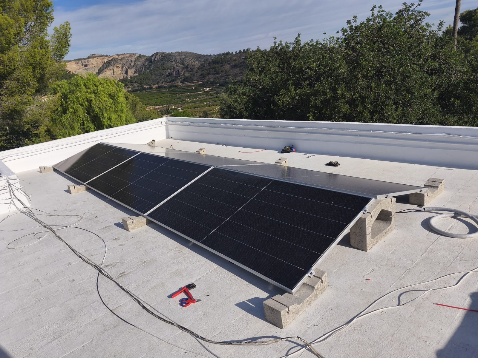 Instalación fotovoltaica vivienda unifamiliar